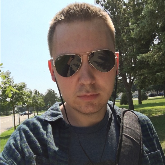 Meet your Posher, Andrew - Picture 1 of 1